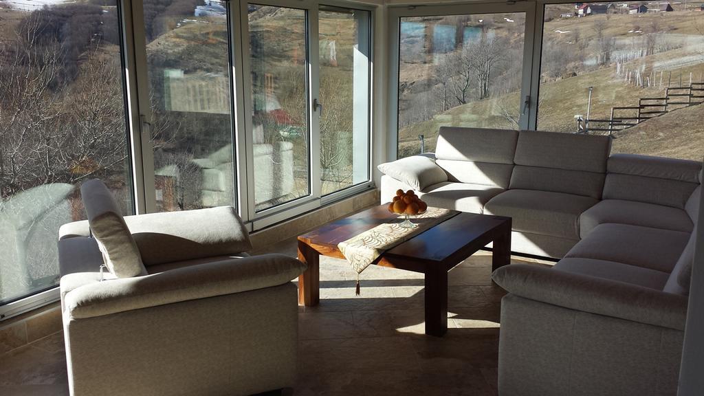 Holiday Home Vila Bjelašnica エクステリア 写真
