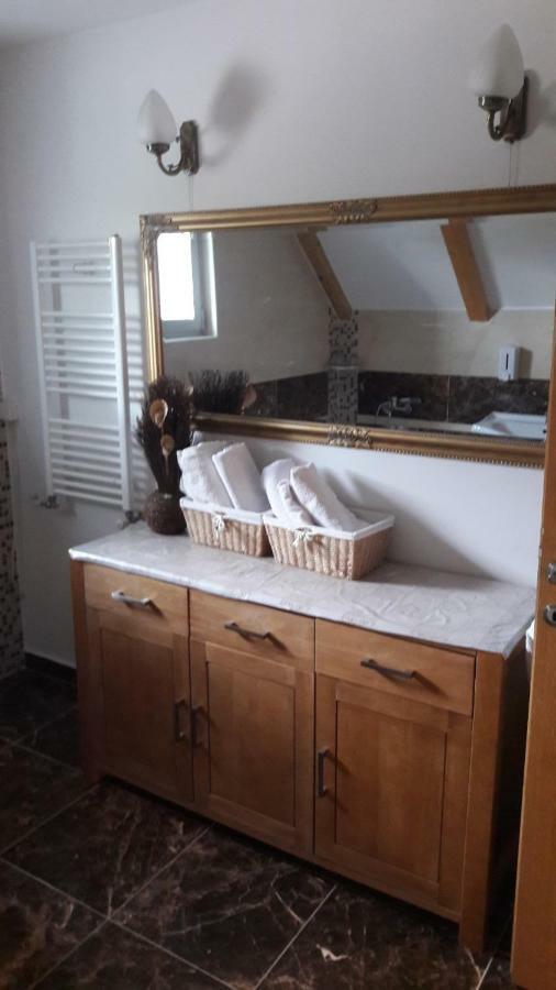 Holiday Home Vila Bjelašnica エクステリア 写真